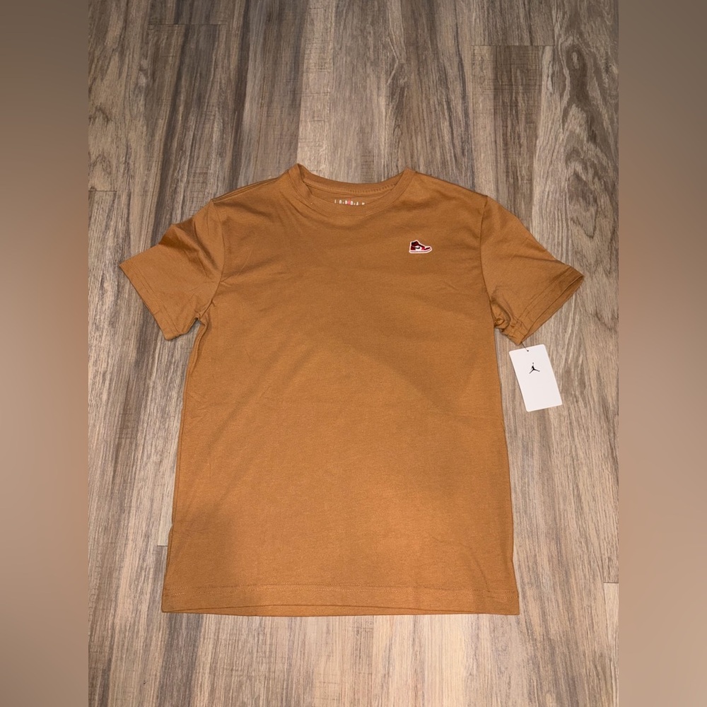 Jordan Tan Short Sleeve Tee NWT